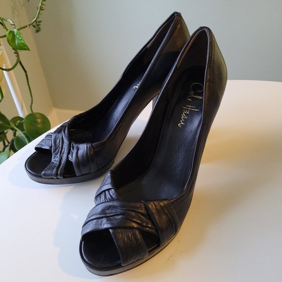 Black Cole Haan Pumps - Picture 3 of 5